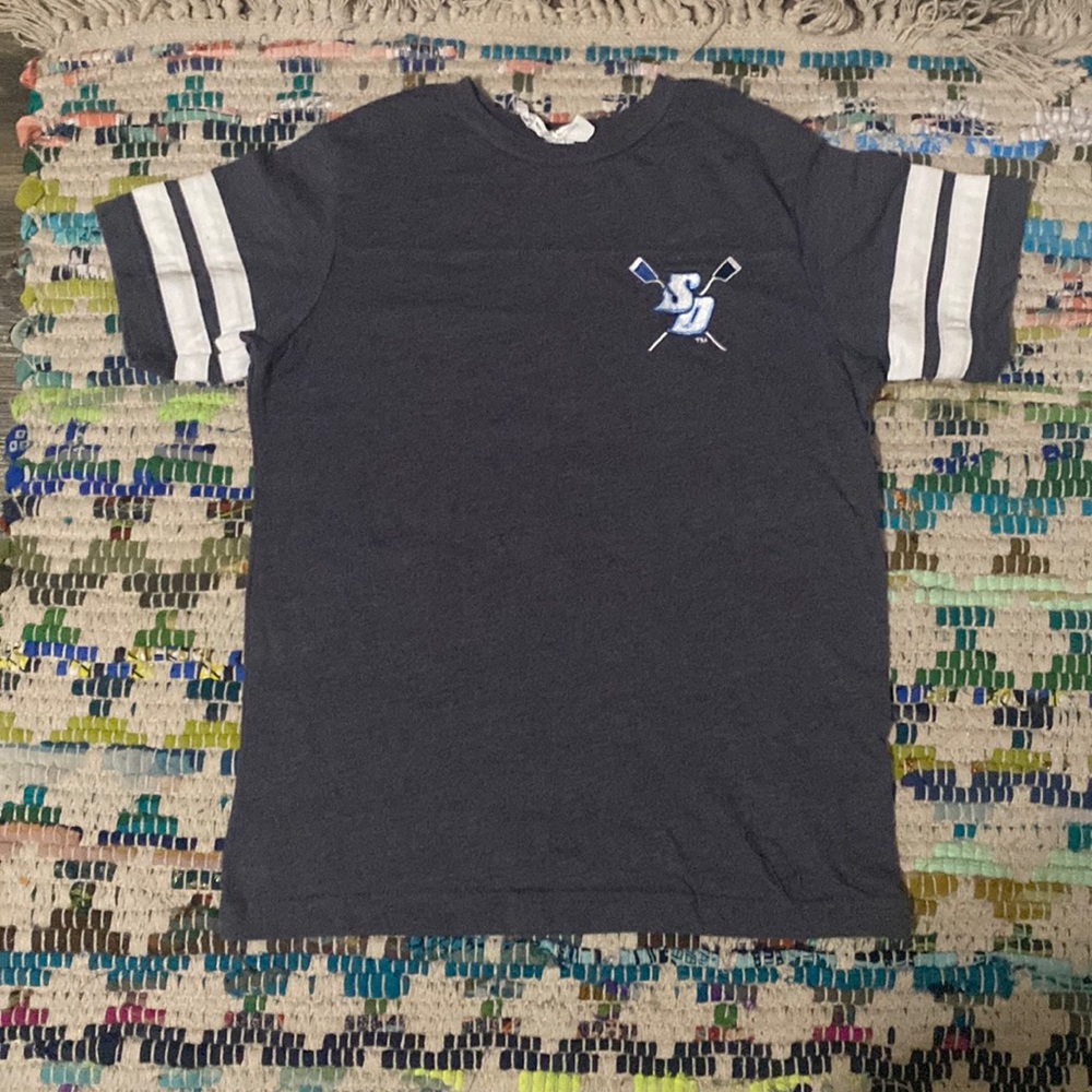 San Diego fitted v neck grey shirt
